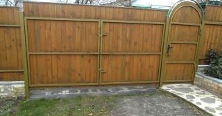 Купить распашные ворота деревянные Старая Русса, цена от 2738 руб.